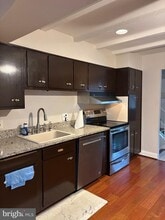 Building Photo - 14204 London Ln