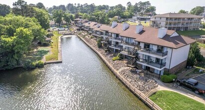 Building Photo - 5371 Central Ave