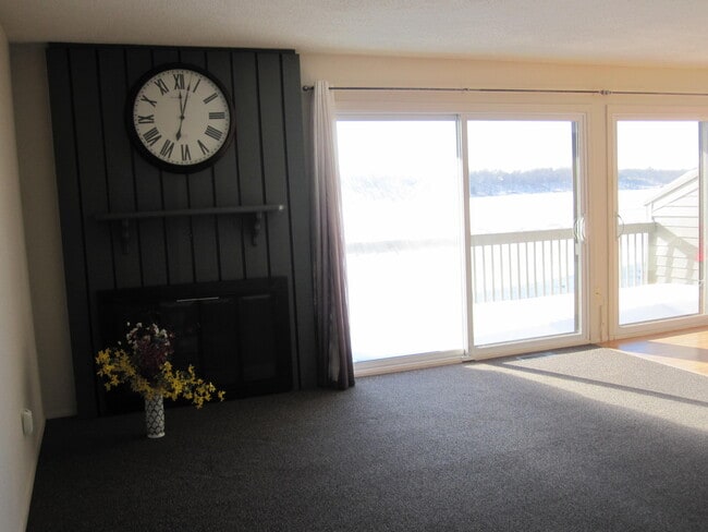 Foto del edificio - 820 Cliffs Dr