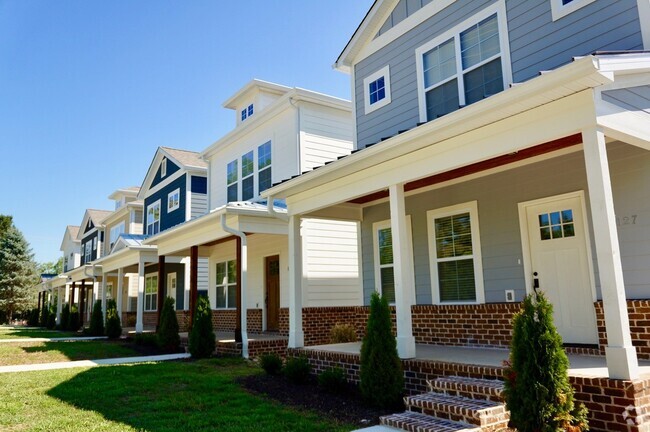 Building Photo - 129 N Franklin Ave