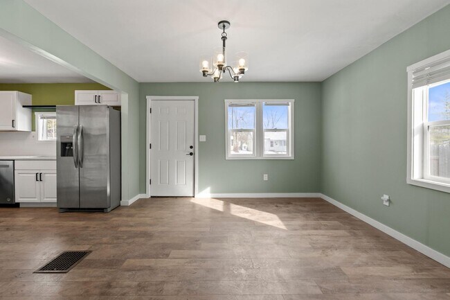 Foto del edificio - 1914 N Euclid Ave