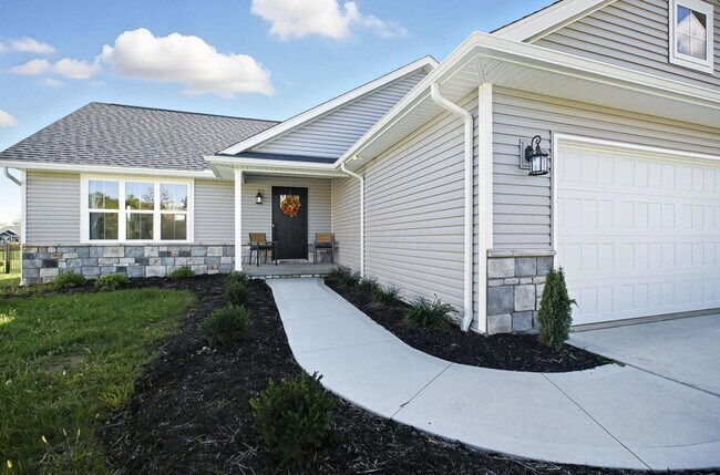 Foto del edificio - 557 Cannondale Ave