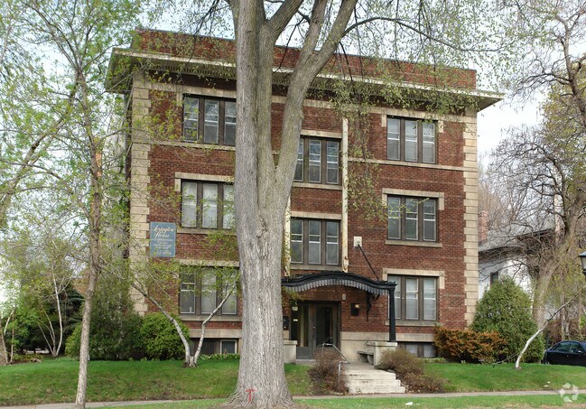 Foto del edificio - Lexington House