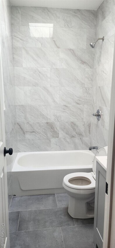 Foto del edificio - 106-47 Sutphin Blvd