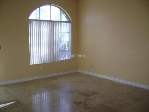 Building Photo - 35 Glen Eden Ct