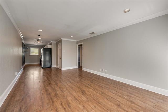Foto del edificio - 7770 Meadow Rd