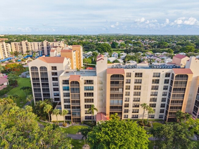 Building Photo - 7217 Promenade Dr