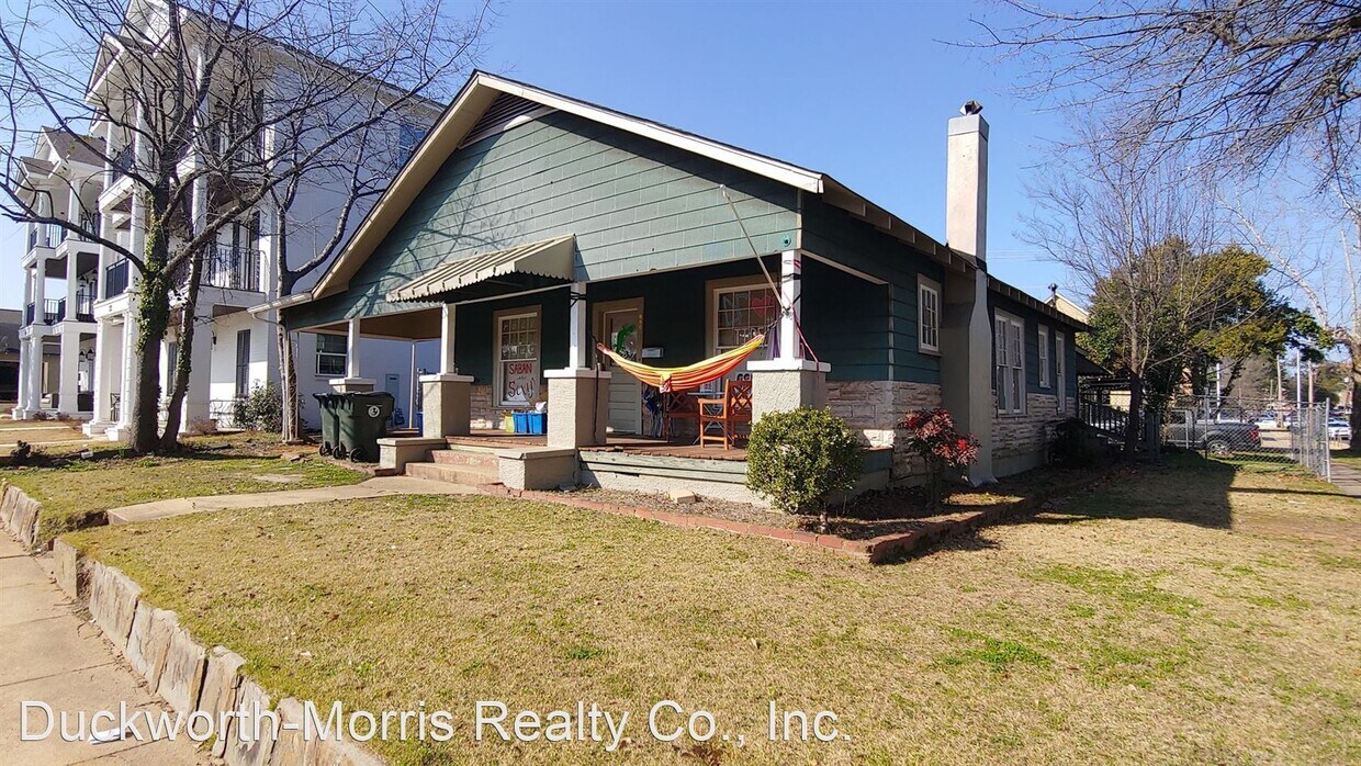 Primary Photo - 4 br, 2 bath House - 800 13th Street
