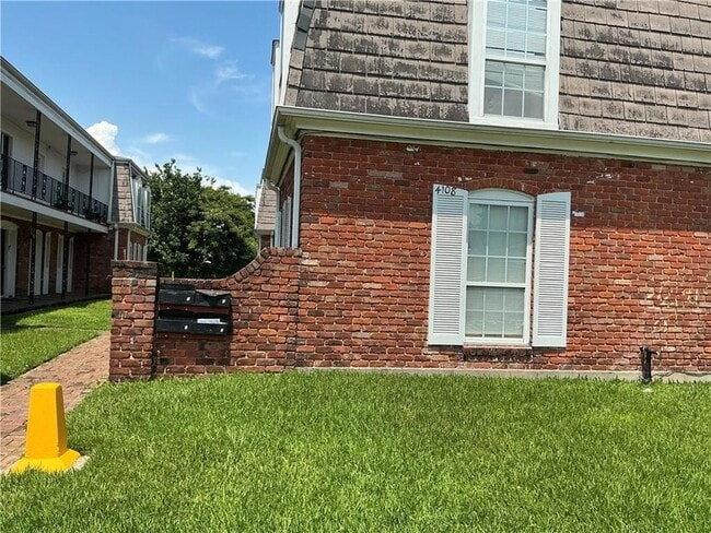 Building Photo - 4108 Roneagle Way #C C