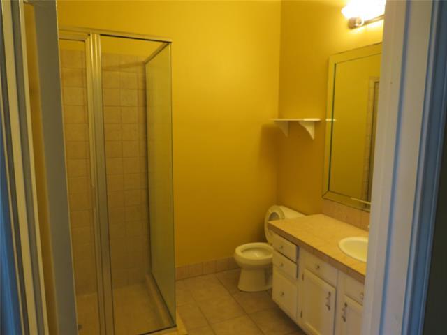 Foto del edificio - 1520 Creek Bank Ln