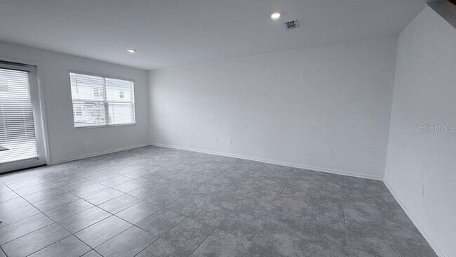 Foto del edificio - 207 Bogey Dr