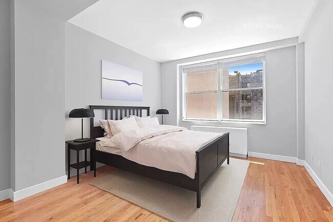 Building Photo - 54 Spring Street