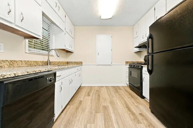 Foto del edificio - 124 Fairview Way