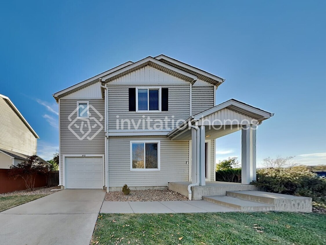 Primary Photo - 1492 Hummingbird Cir