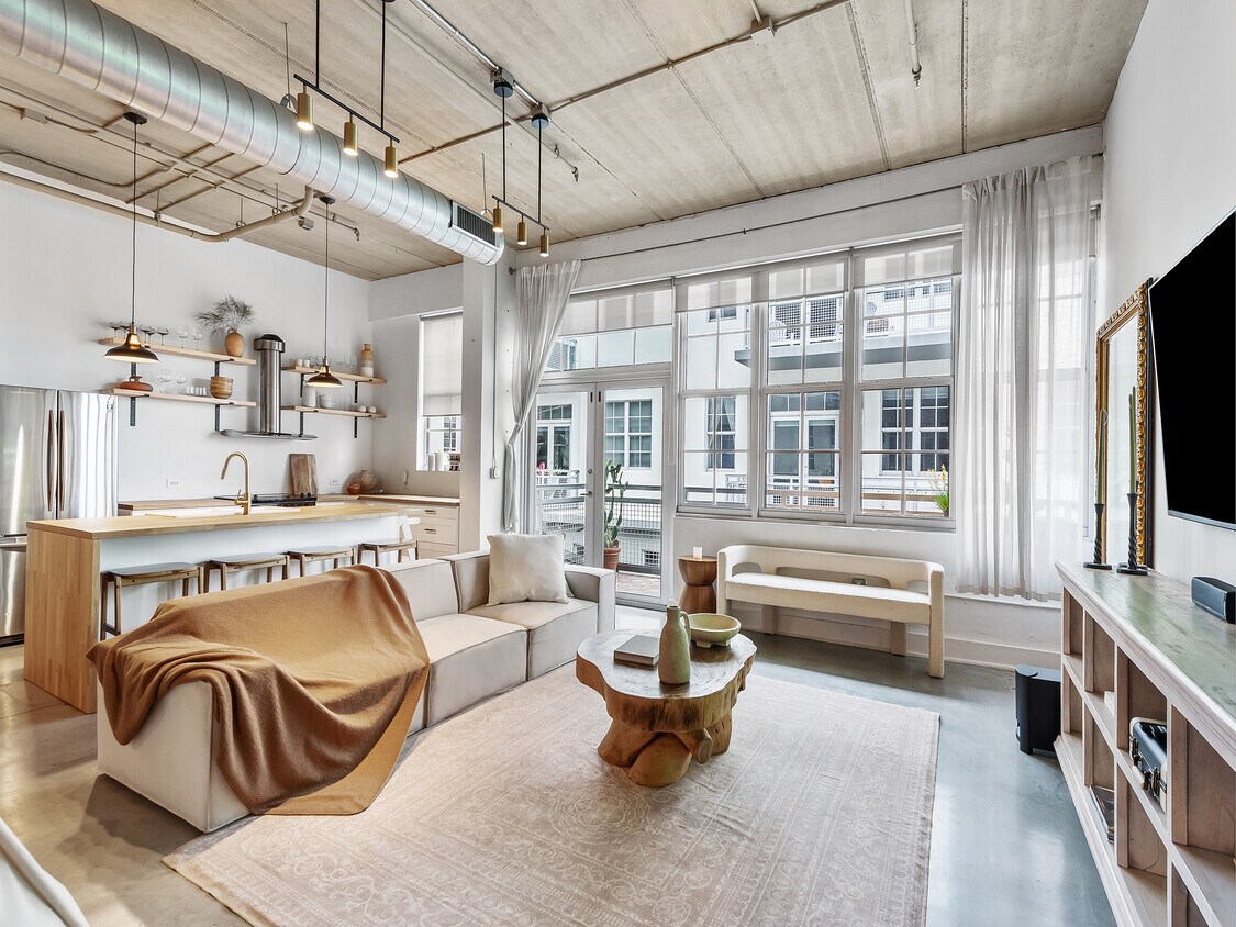 Foto principal - 425 N Andrews Ave