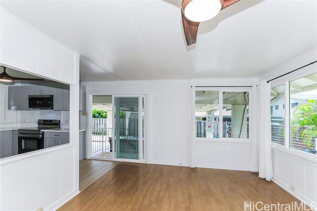 Foto del edificio - 308 Maluniu Ave