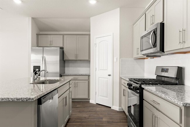 Building Photo - 210 Briggs Ln