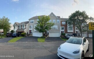 Building Photo - 172 Nathan Dr
