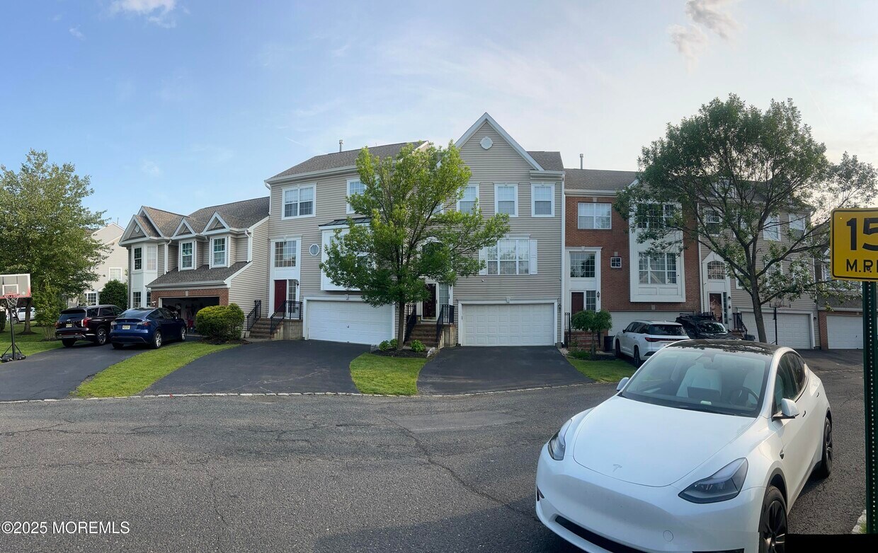 Foto principal - 172 Nathan Dr