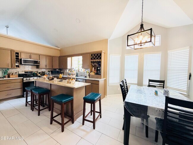 Foto del edificio - 2005 Shadow Ridge Dr