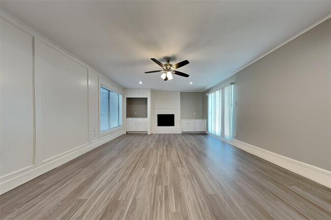 Foto del edificio - 2318 Turtle Creek Dr