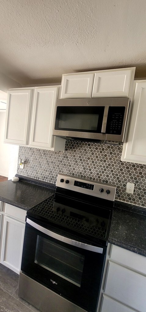 Building Photo - 939 Nimitz Dr