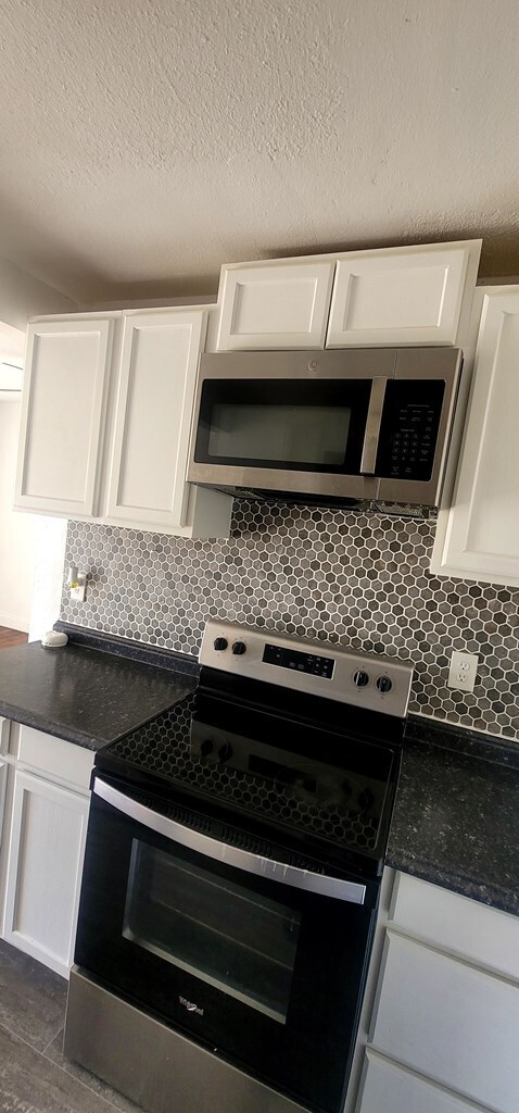 Foto del edificio - 939 Nimitz Dr