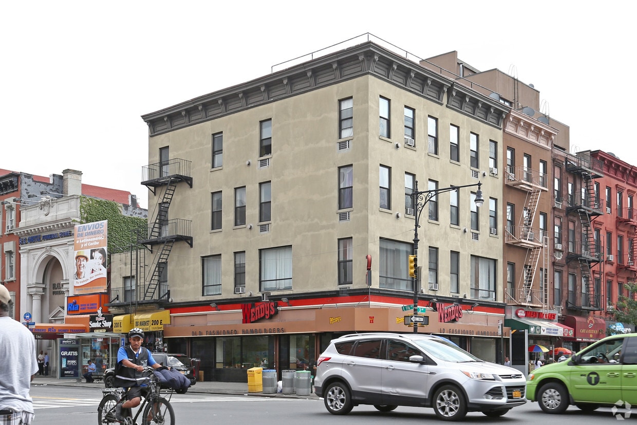 Primary Photo - 200-202 E 116th St