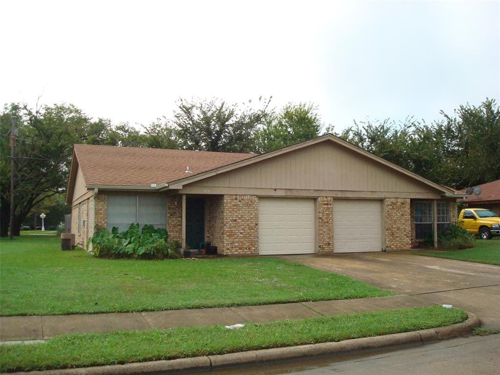 814 Windcrest Dr, Keller, TX 76248 Townhouse for Rent in Keller, TX