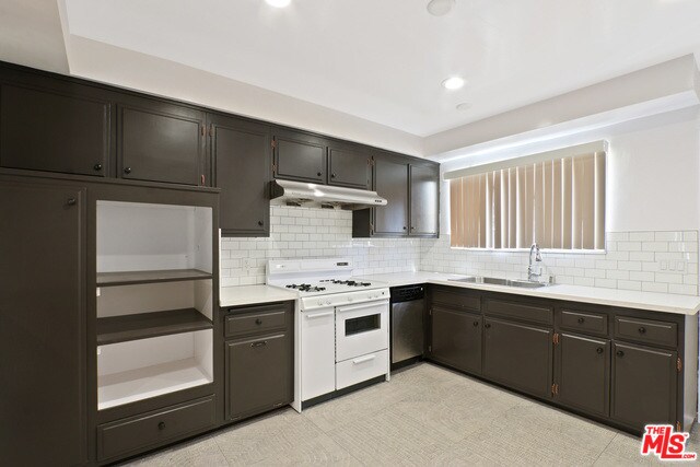 Foto del edificio - 820 N Beaudry Ave