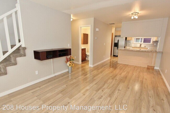 Foto del edificio - 2 br, 1.5 bath House - 3060 S. Betsy Ross Ln