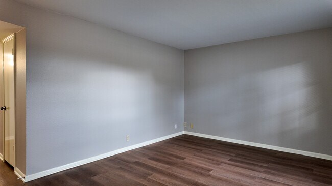 Foto del edificio - 2102 5th Ave N