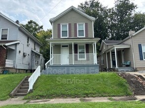 Building Photo - 411 Millikin St