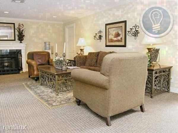 Primary Photo - 22022 Cimarron Pky