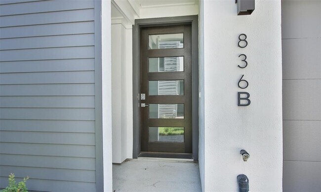 Foto del edificio - 836 Fisher St