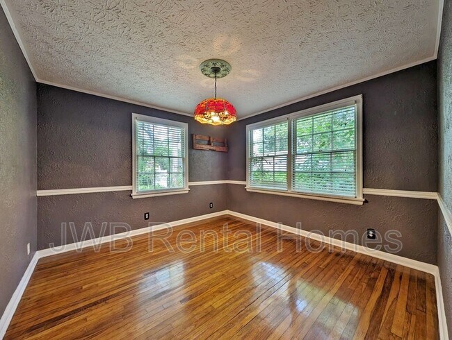 Foto del edificio - 1136 McKinlay Ct