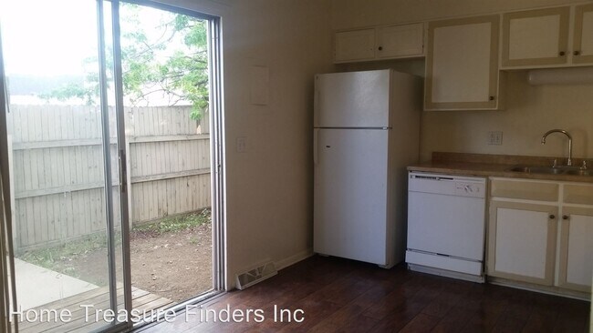 Foto del edificio - 1311-1315 Sable Blvd