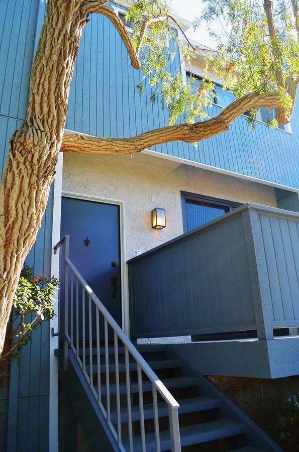 Front Entrance - 8150 Manitoba St
