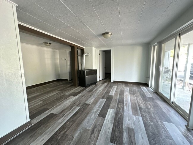 Building Photo - N3rd234