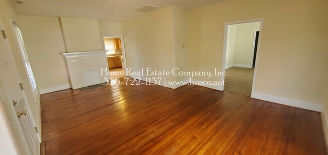 Building Photo - 120 E Monmouth St