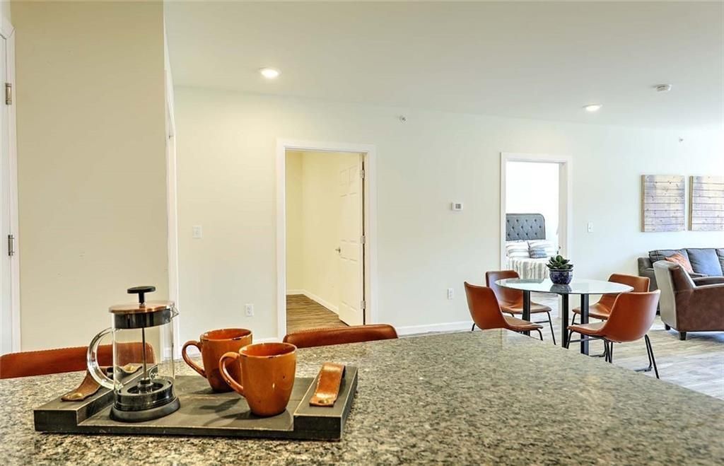 Foto principal - 327 Pine St