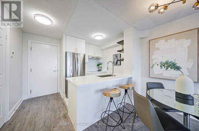 Photo du bâtiment - 15 Greenview Ave