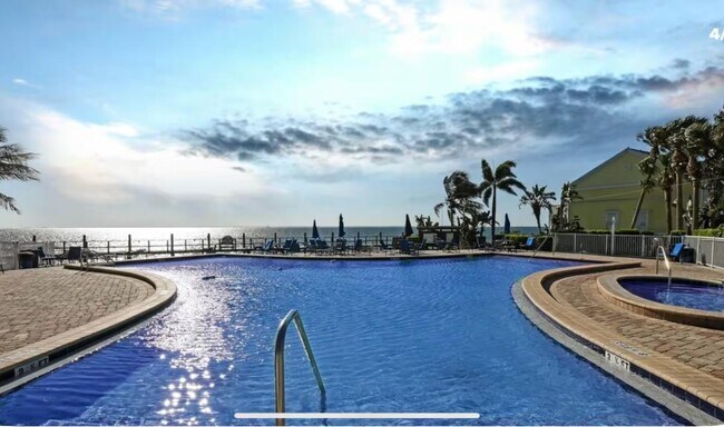 Foto del edificio - 4945 Coquina Key Dr SE