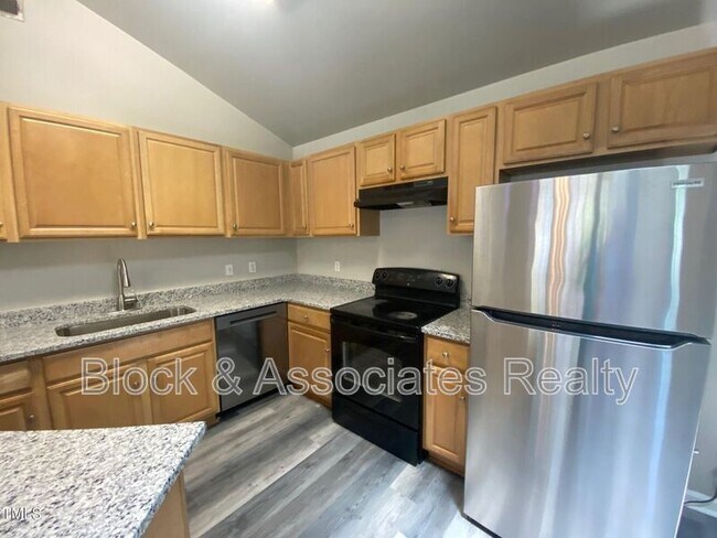 Foto del edificio - 116 Archdale Dr