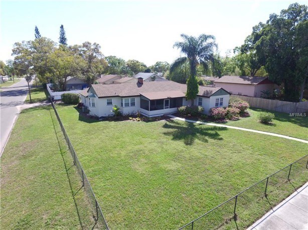 Building Photo - 4300 3rd Ave S, Saint Petersburg, FL 33711
