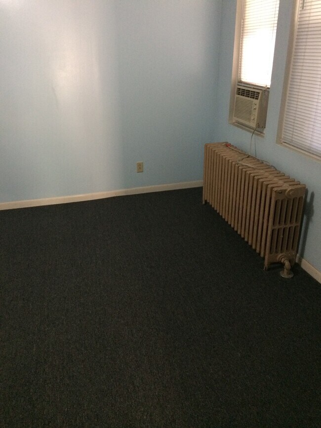 Dormitorio - 3821 Bates St