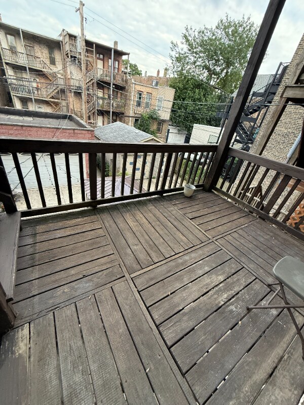 Foto del edificio - 1115 N Winchester Ave