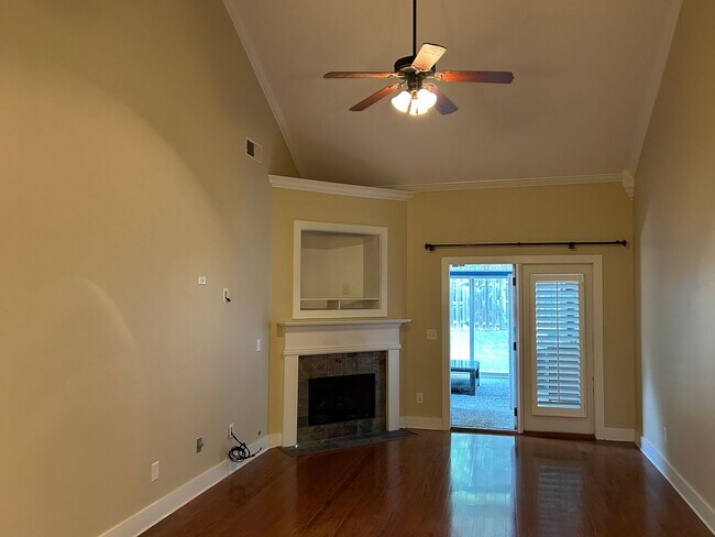 Foto del edificio - 122 Singapore Cir