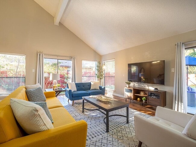 Building Photo - 11618 Sherwood Forest