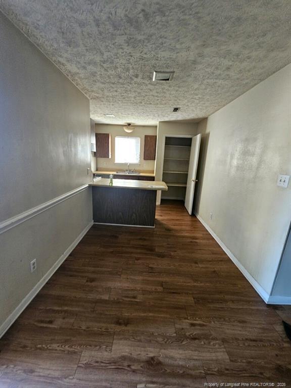 Foto del edificio - 933 Applewood Ln